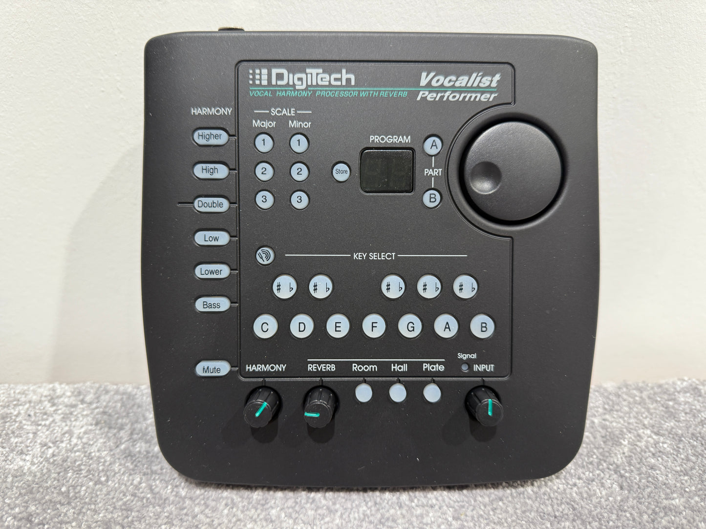 DigiTech Vocalist Performer - Vocal Harmony Processor