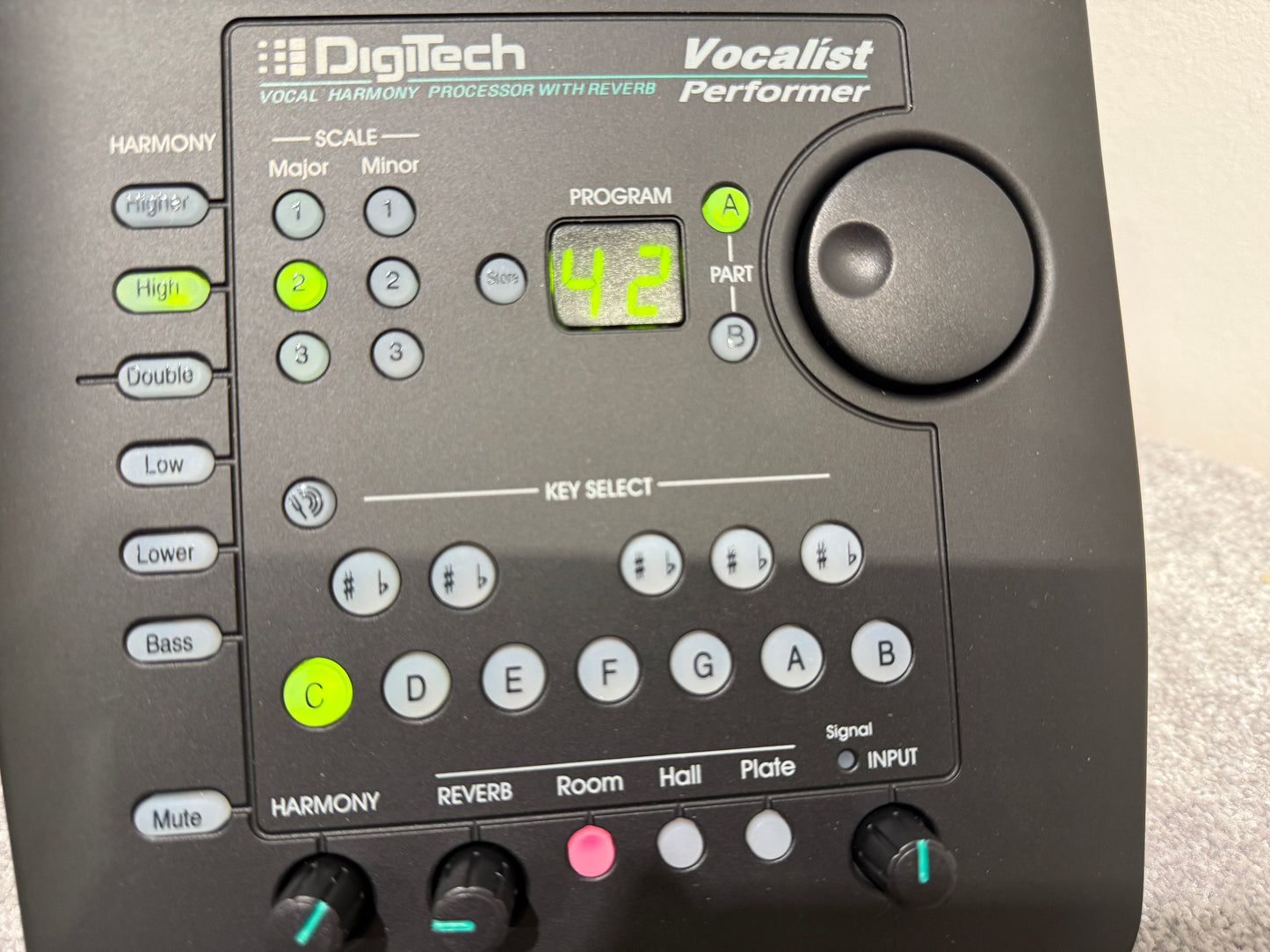 DigiTech Vocalist Performer - Vocal Harmony Processor
