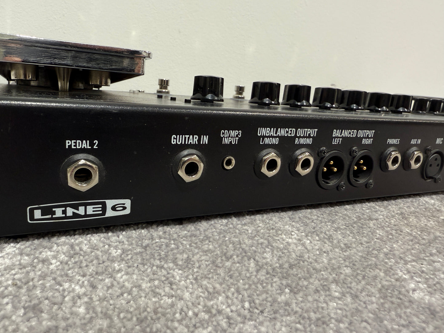 Line 6 POD HD500X Guitar Pedal / Signal Processor / Looper