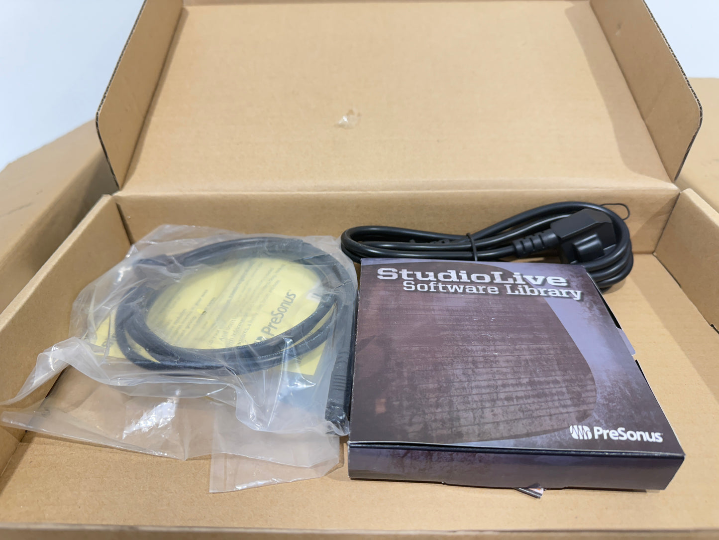 PreSonus Studio Live 16.0.2 - Mixing / Recording System Firewire