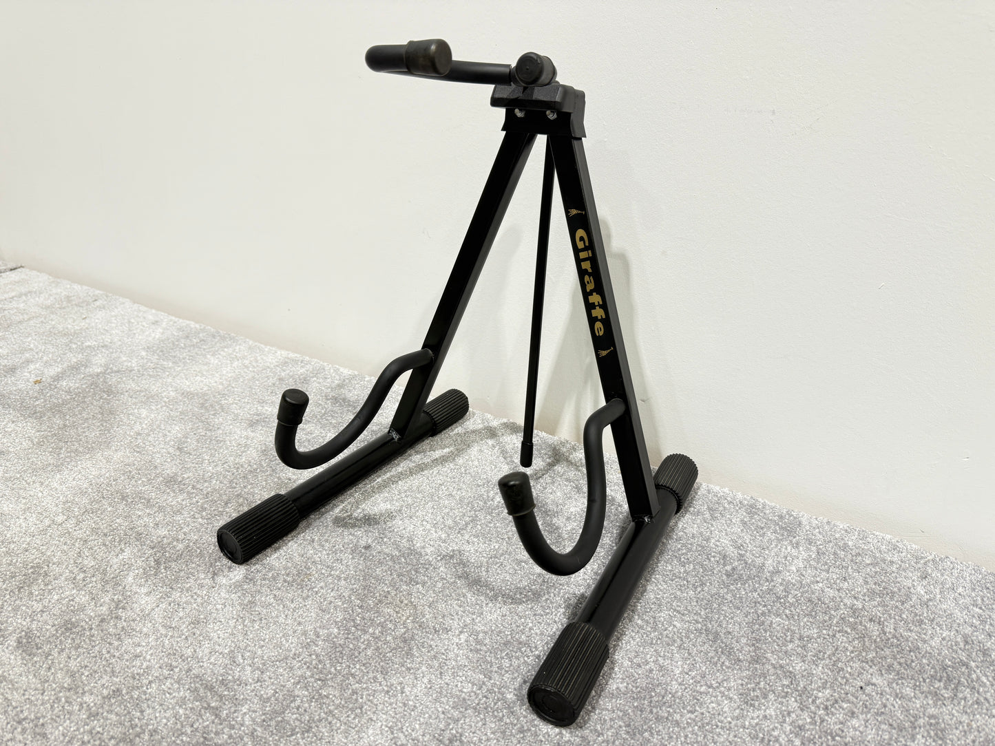 Giraffe Folding / Extendable Guitar or Bass Guitar Stand