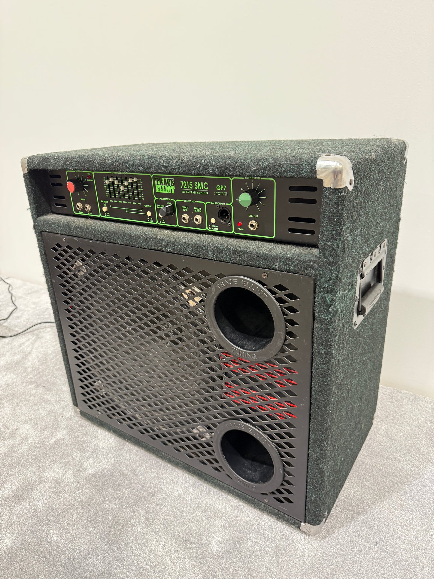 Trace Elliot - 7215 SMC GP7 Combo Bass Amplifier - 300 Watt