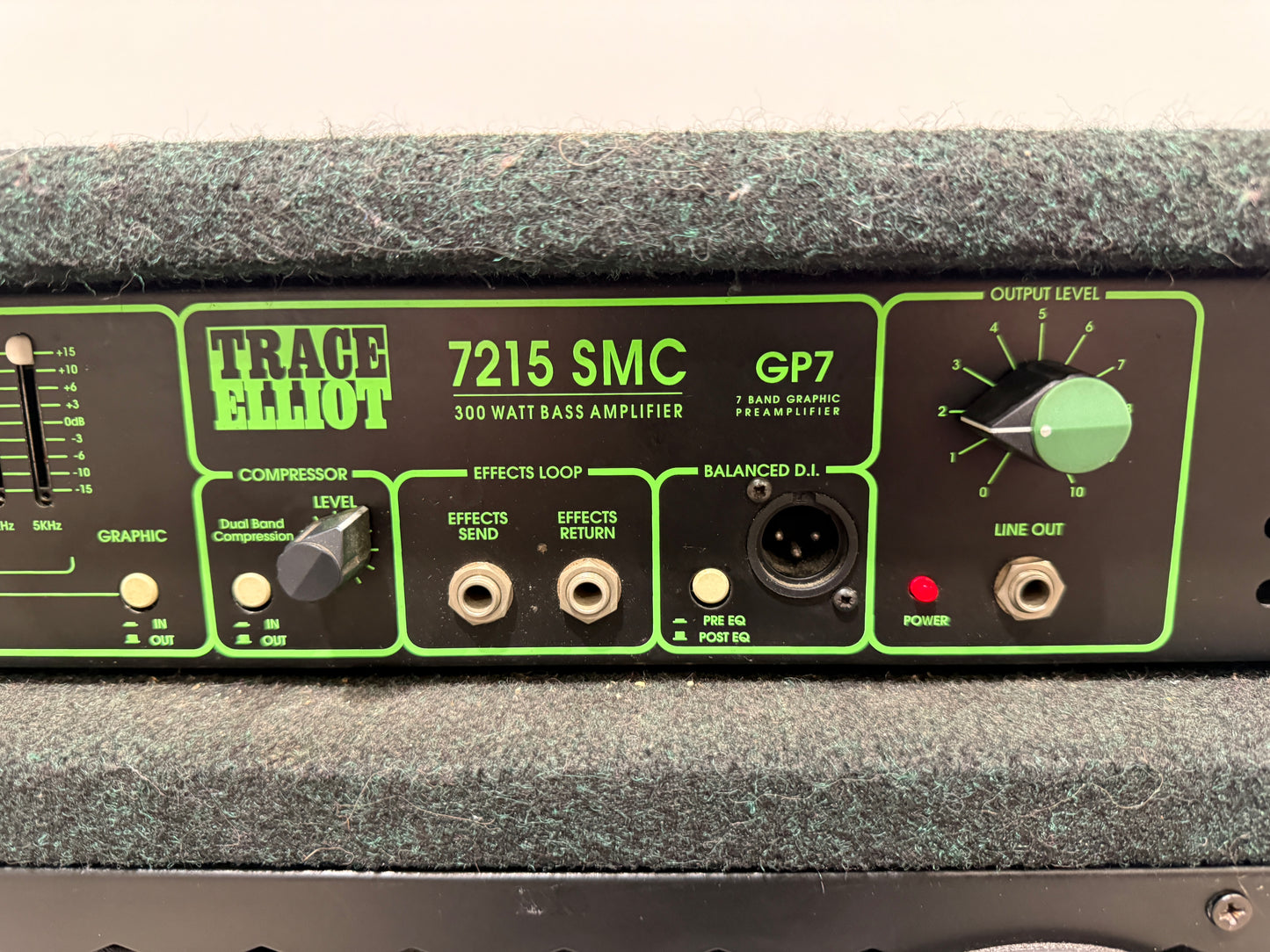 Trace Elliot - 7215 SMC GP7 Combo Bass Amplifier - 300 Watt