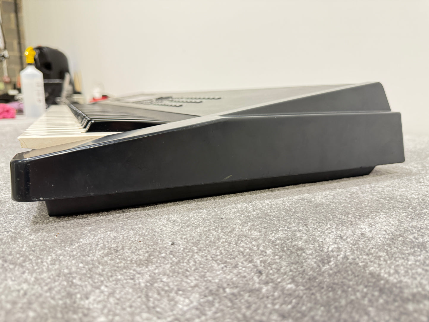 Yamaha SY99 Keyboard Synthesiser