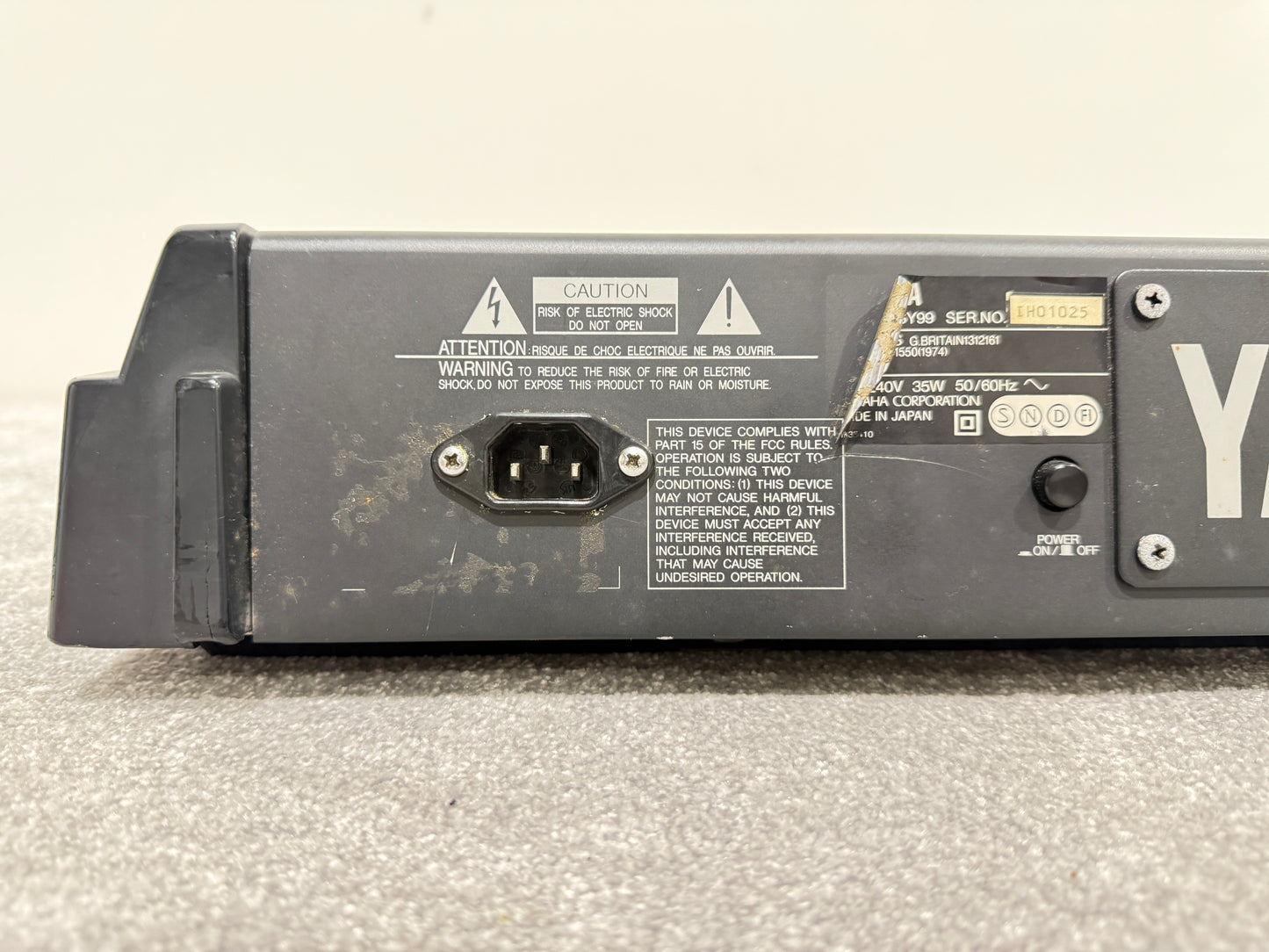 Yamaha SY99 Keyboard Synthesiser