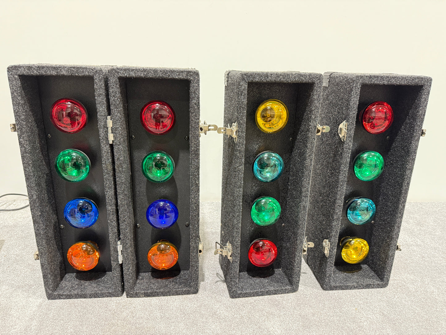 SoundLAB G005FB Disco Lights / Stage Lights Set with Spare Bulbs