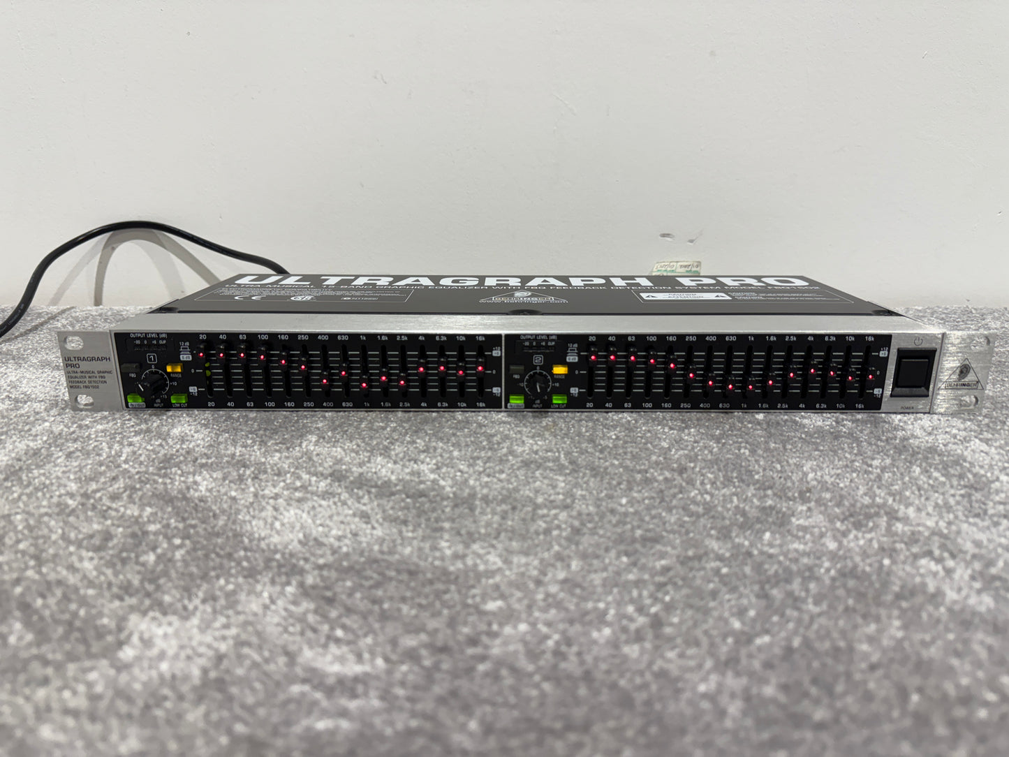 Behringer Ultragraph Pro - Graphic Equaliser (Rack Mountable)