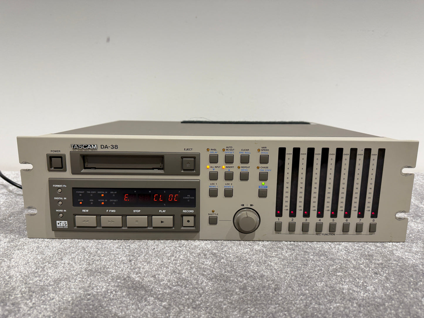 Tascam DA-38 - Digital Multitrack Recorder