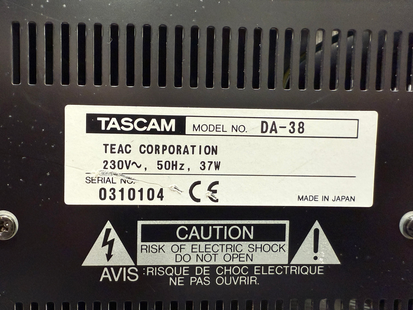 Tascam DA-38 - Digital Multitrack Recorder