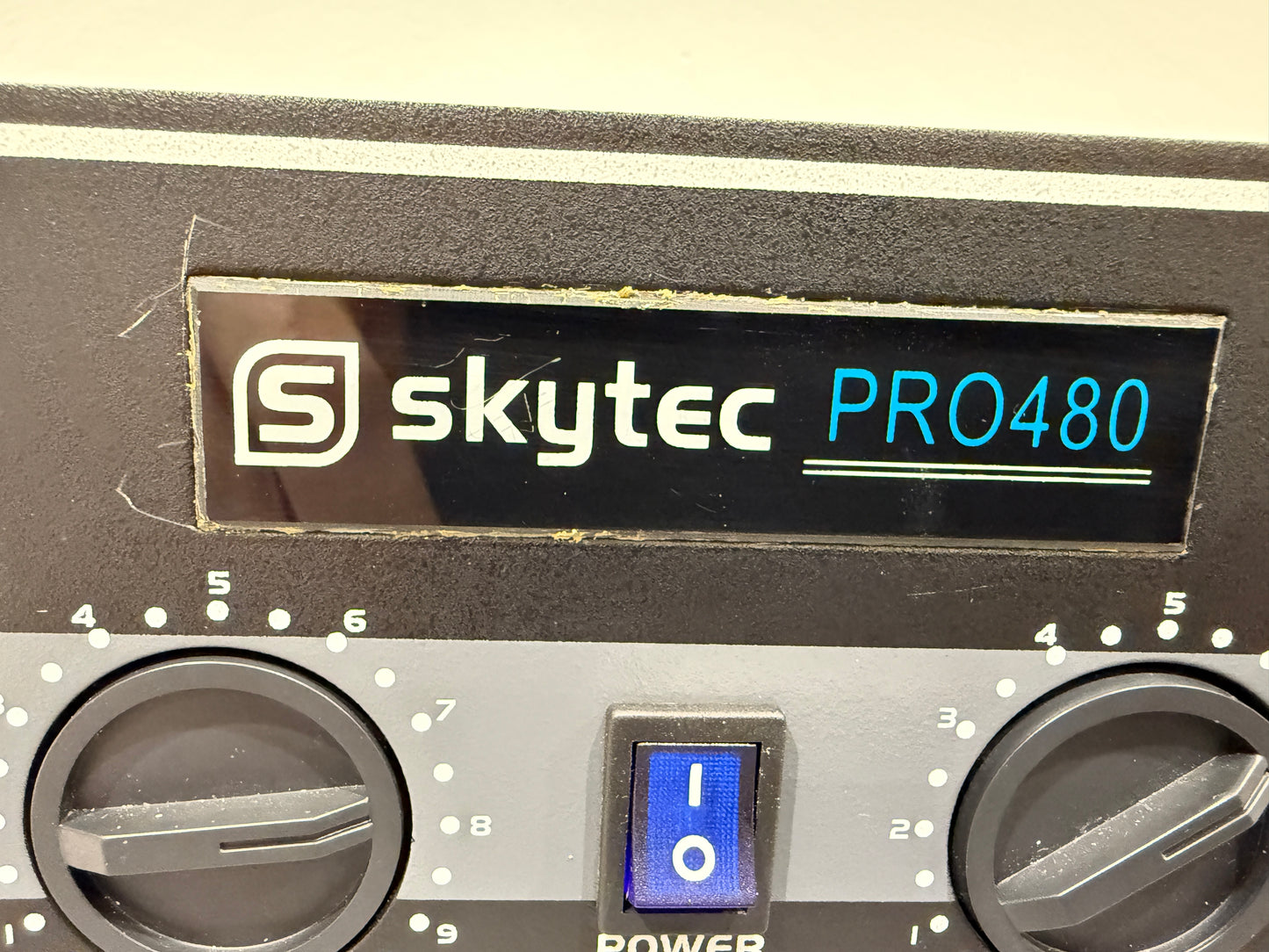 Skytec Pro-480 Stereo Power Rack Mounted Amplifier - Black