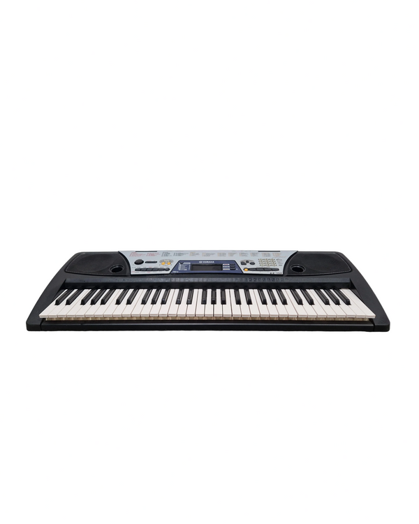 Yamaha EZ-150 - Electronic Keyboard - Excellent w/ Power Supply