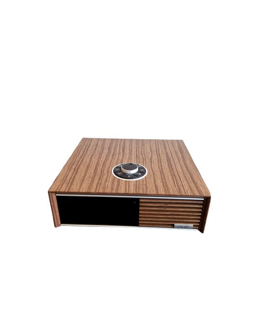 Ruark R610 - Hi-Fi - Walnut - Like New w/ Original Box & Soft Case