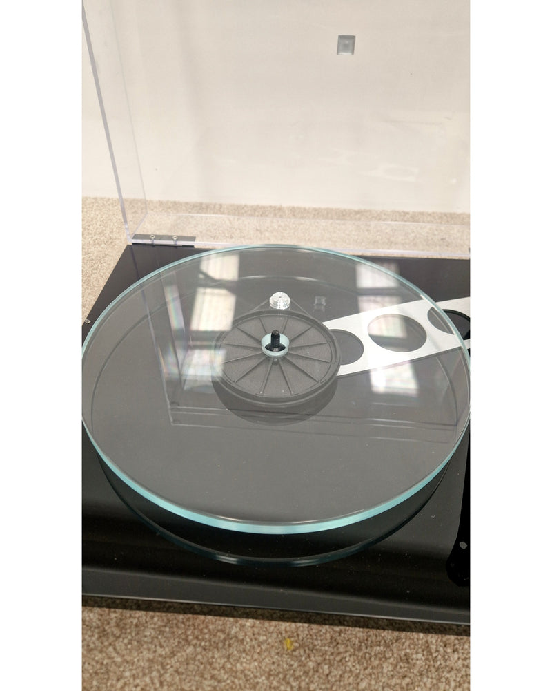 Rega Planar 3 - Turntable - Black - Good w/ Power Supply - image 4