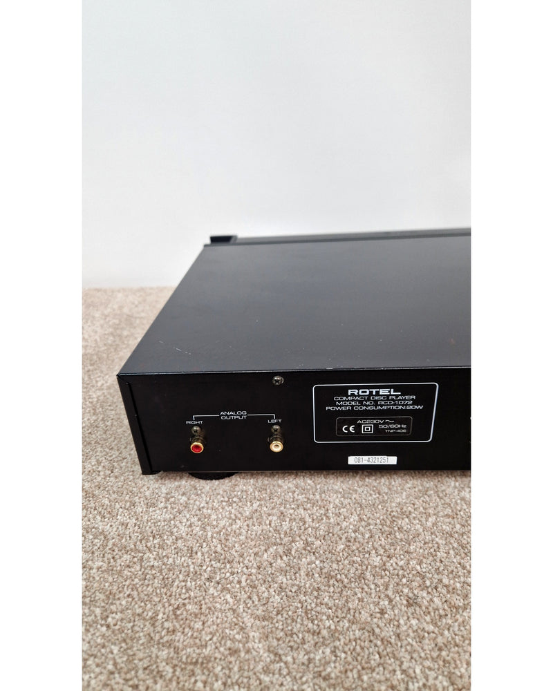 Rotel RCD-1072 - CD Player - Good w/ remote - image 11