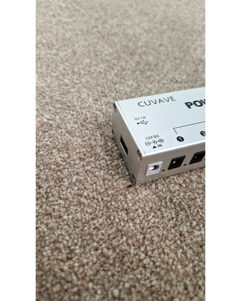 Cuvave power supply - Like New - image 7