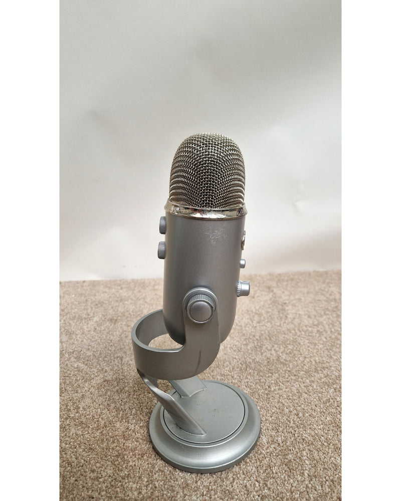Blue Yeti - USB Microphone - Silver - Excellent - image 11