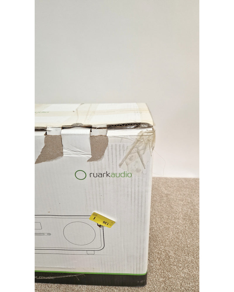 Ruark R4 Mk3 - Hi-Fi - Walnut - Excellent w/ Original Box - image 3