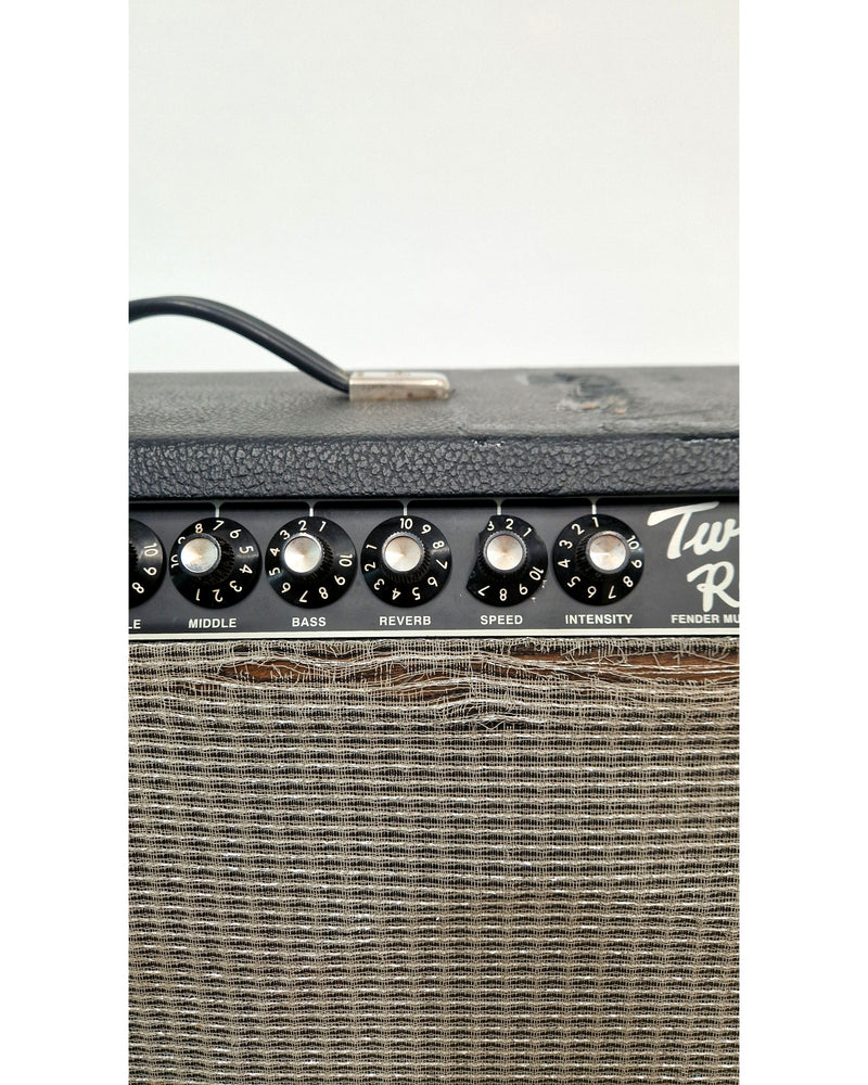 Fender Twin Reverb 2000 - Guitar Amplifier - Good w/ footswitch - image 3