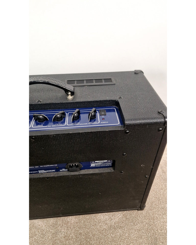 Vox AC15VR and Vox Footswitch - Good - image 12