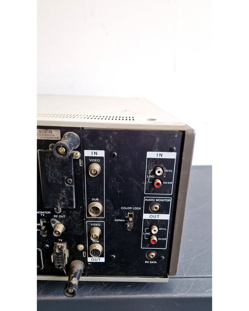 Sony U-Matic VO-5630 - Video Recorder - Cream - Spares or Repair - image 15