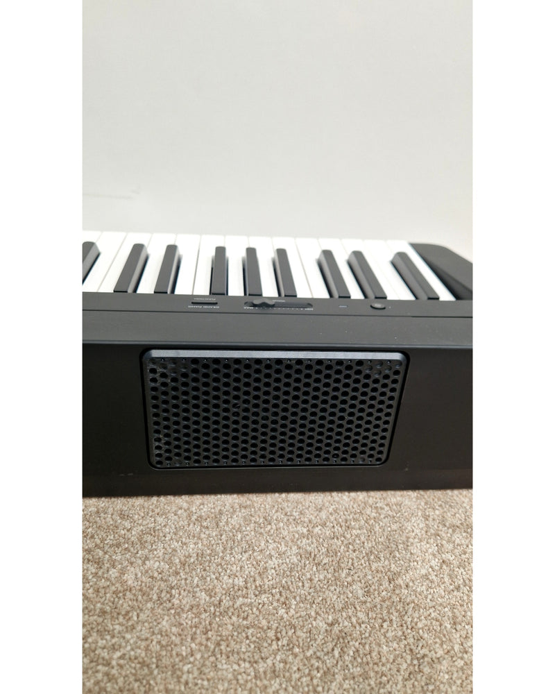 Yamaha P-145 - Digital Piano - Excellent w/ Power Supply, Manuals, sustain pedal - image 12