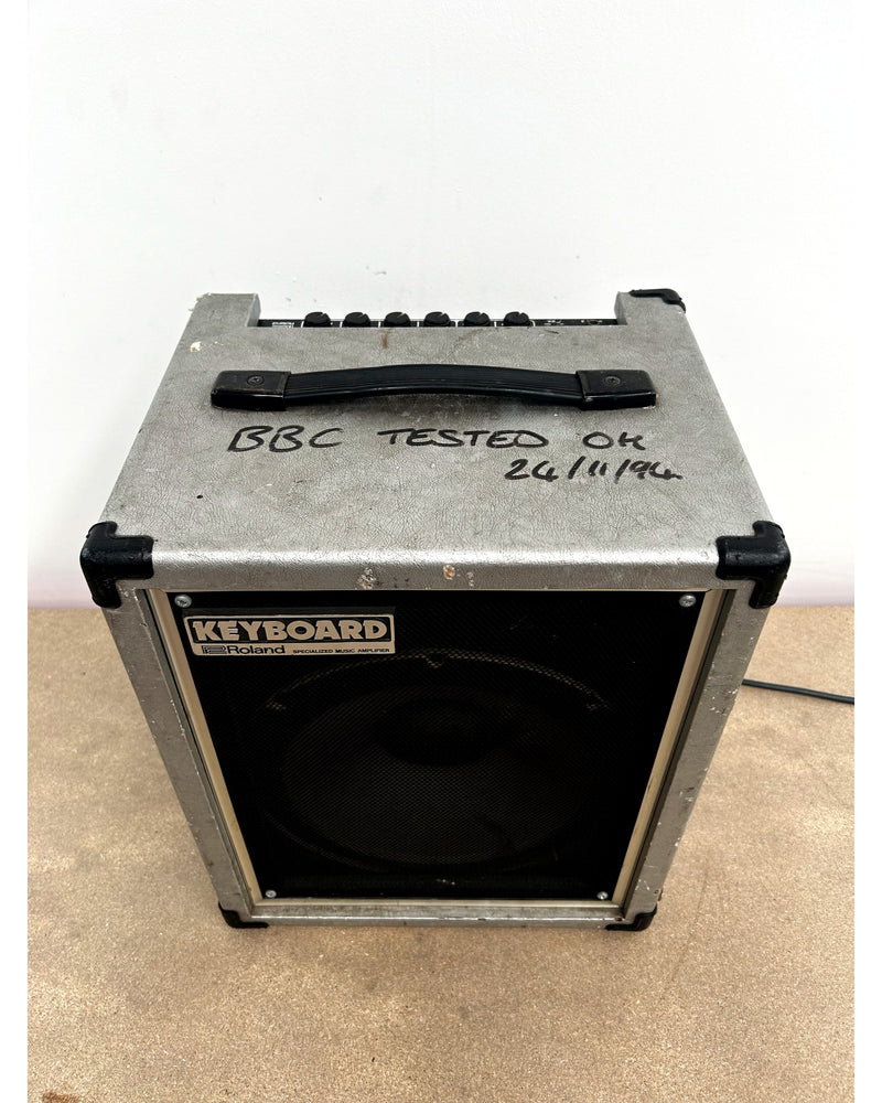 Roland Cube-60 Silver - Guitar Amplifier - Fair - image 2