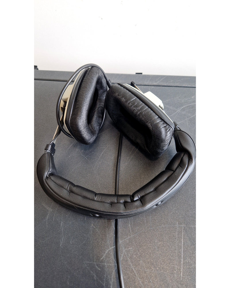 Beyer DT100 Headphones - Headphones - Fair - image 5