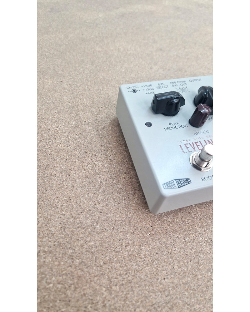 Effectrode LA1A Leveling Amplifier Valve Compressor Pedal - Tube Warmth Compression - Excellent w/ Original Box & Power Supply - Refurbished - image 7