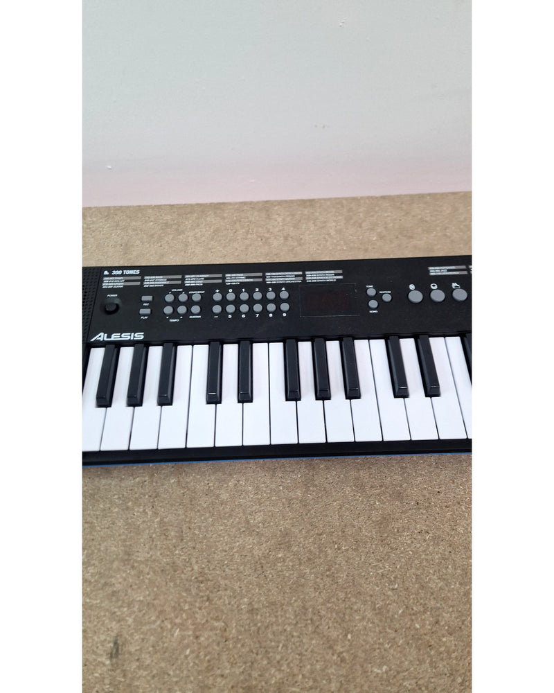 Alesis Melody 32 - Musical Keyboards - Excellent - image 3
