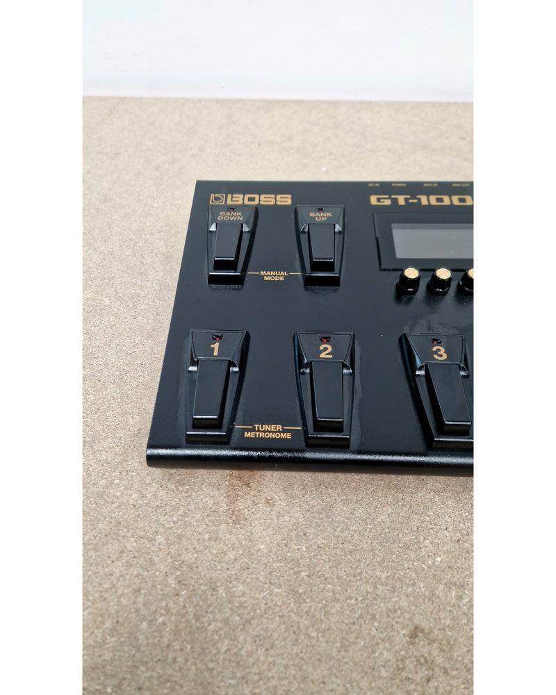 Boss GT-100 - Multi-Effects Pedal - Excellent w/ power supply - image 11