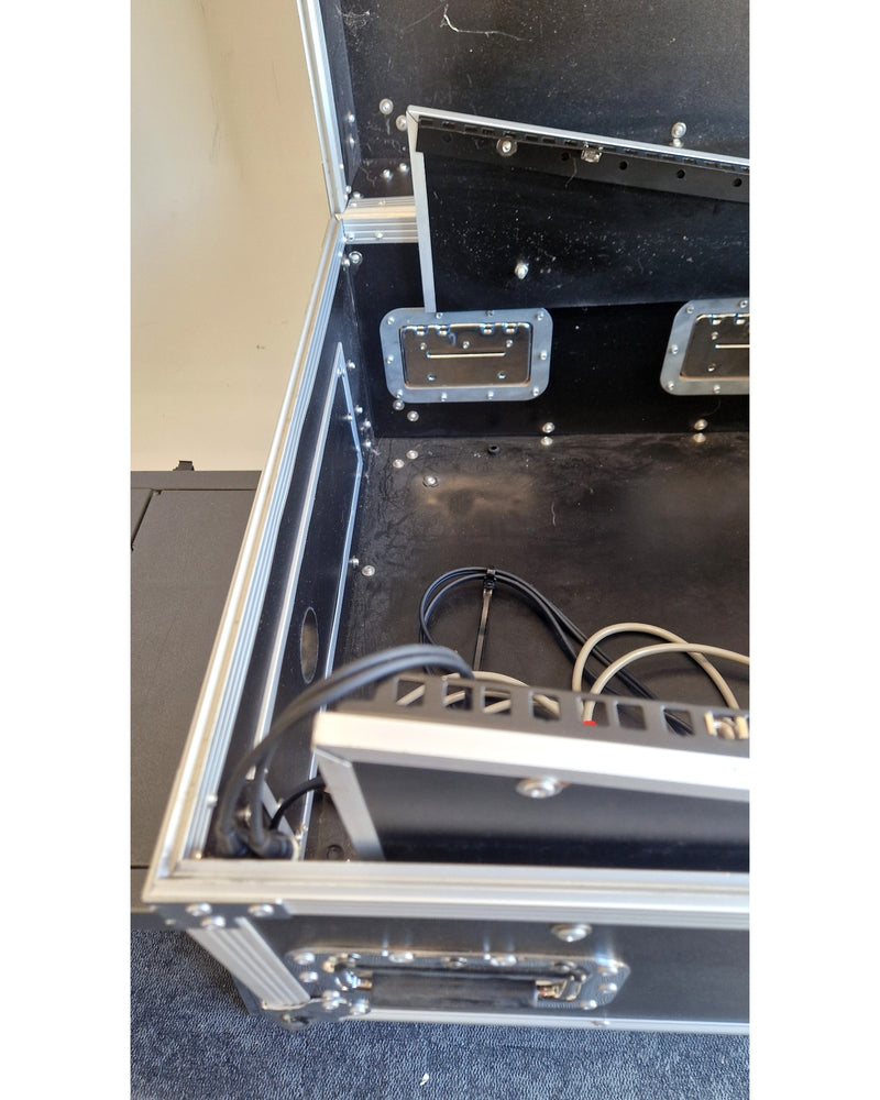 Citronic 19" 2U:8U Flightcase - Flight Cases - Good - image 13