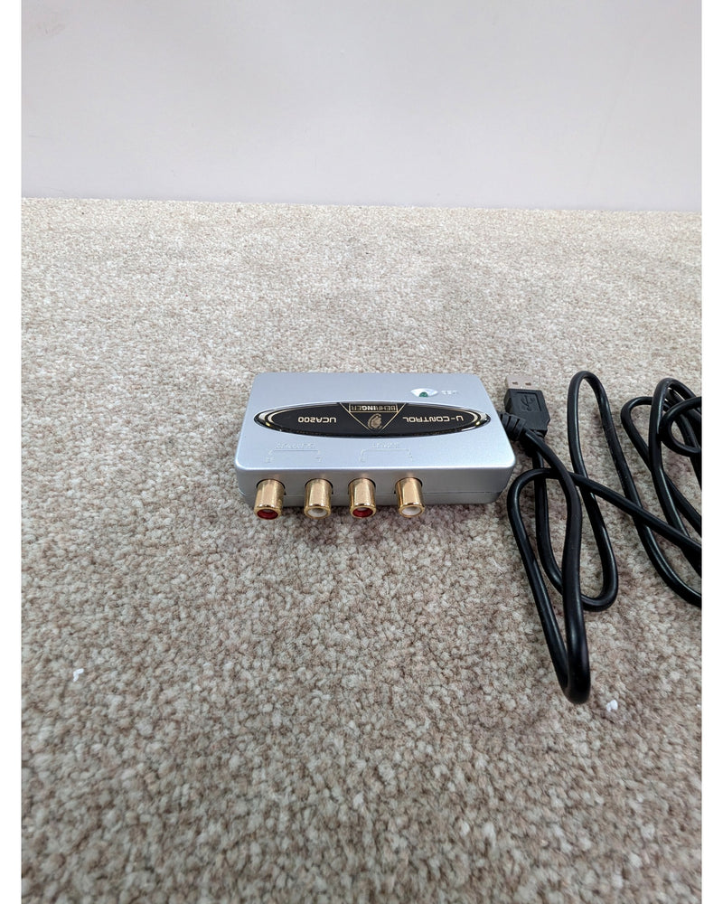 Behringer U-Control UCA200 - Audio Interface - Like New - image 3