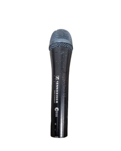 Sennheiser e935 - Microphone - Black - Good - Image 1