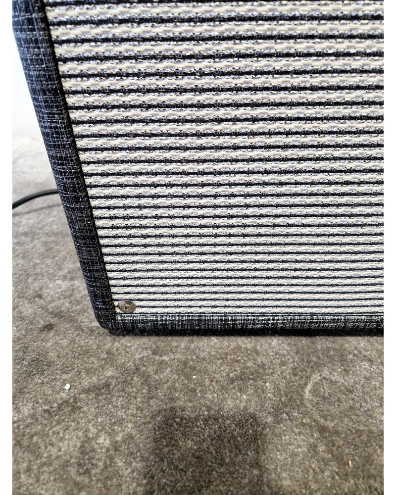 Supro Black Magick 1695TJ - Amplifier - Combo - Excellent - Image 13