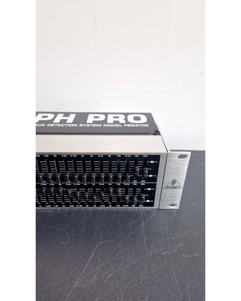 Behringer Ultragraph Pro FBQ3102 - Equalisers - Excellent w/ Manuals & Power Supply - Image 14