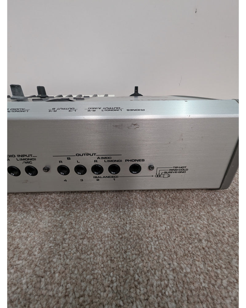 Roland Fantom X6 - Synthesizer - Very Good w/ Soft Case - image 18