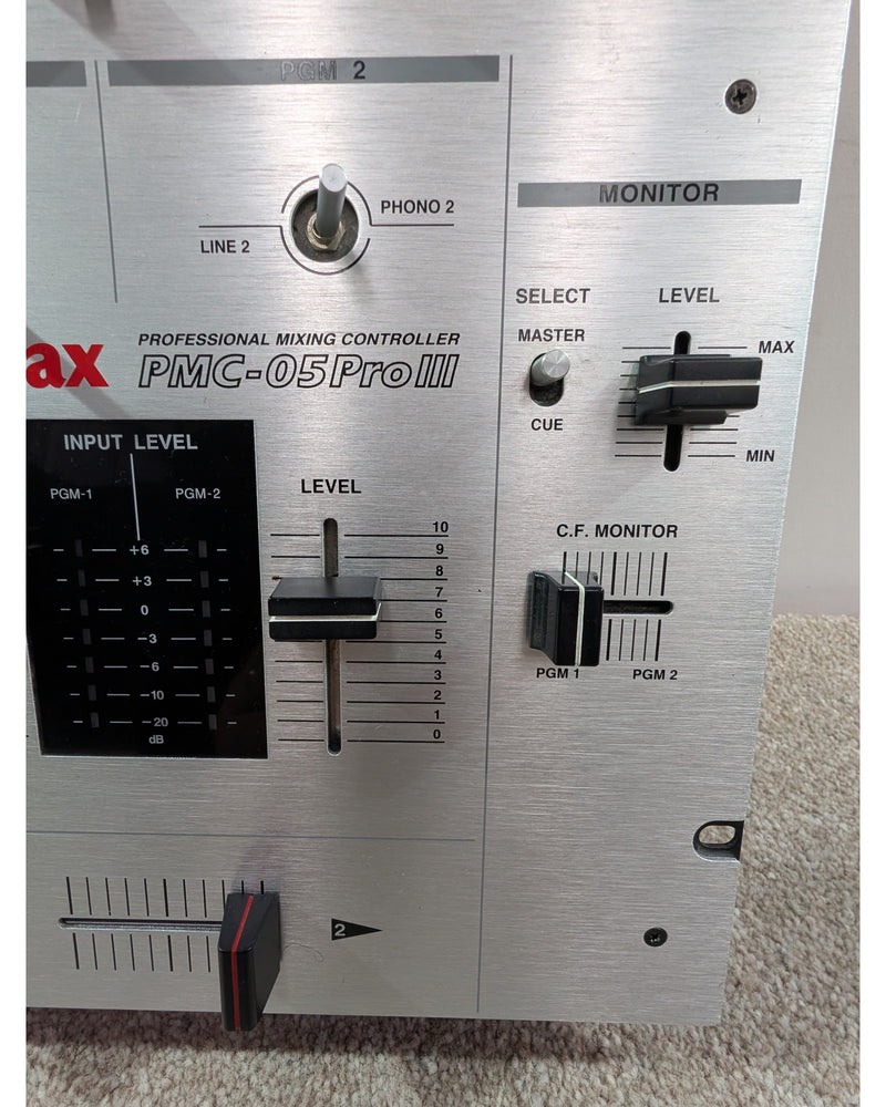 Vestax PMC-05Pro III - DJ Equipment - Very Good w/ Power Supply - image 11