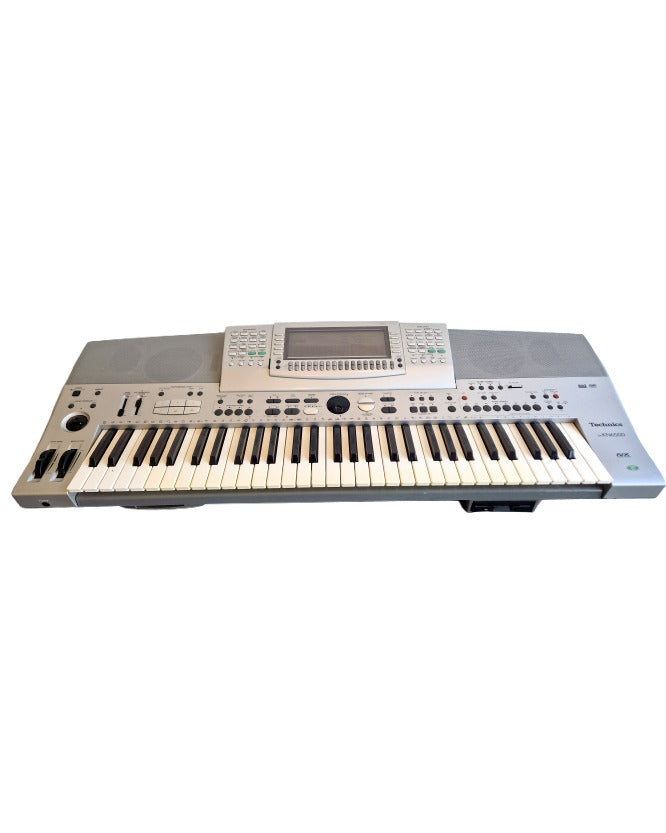 Technics SX-KN6500 - Musical Keyboards - Silver - Excellent w/ Manuals & memory cards