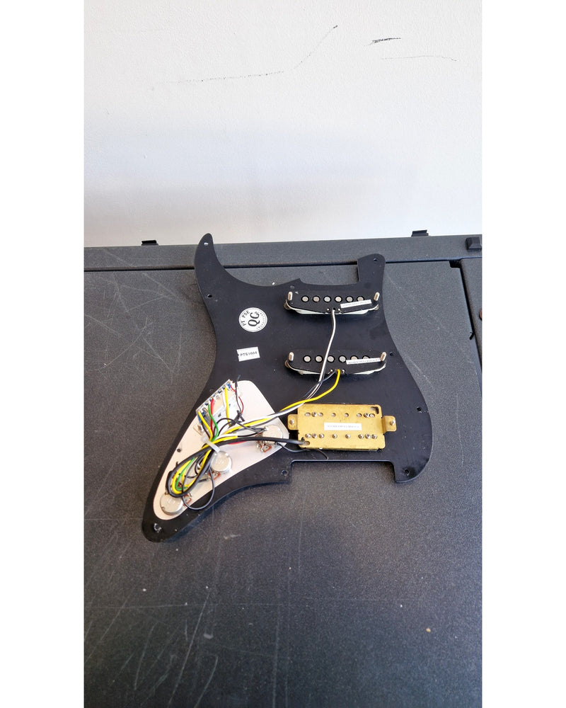 Squier 70s Stratocaster Loaded Pickguard Black - Electric Guitar Pickups - - Excellent - Image 6