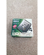 Sony WM-EX382 - Cassette Walkman - Excellent w/ Original Box - Image 2