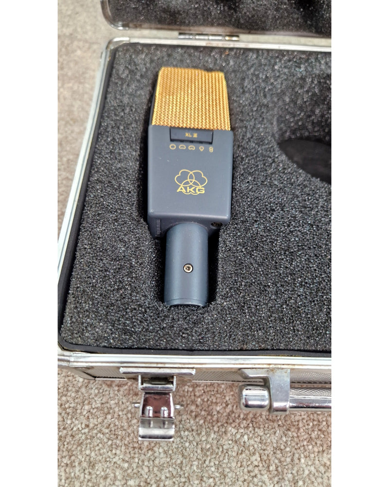 AKG C414 B - Condenser Microphone - Black - Excellent w/ Hard Case & Soft Case - image 8