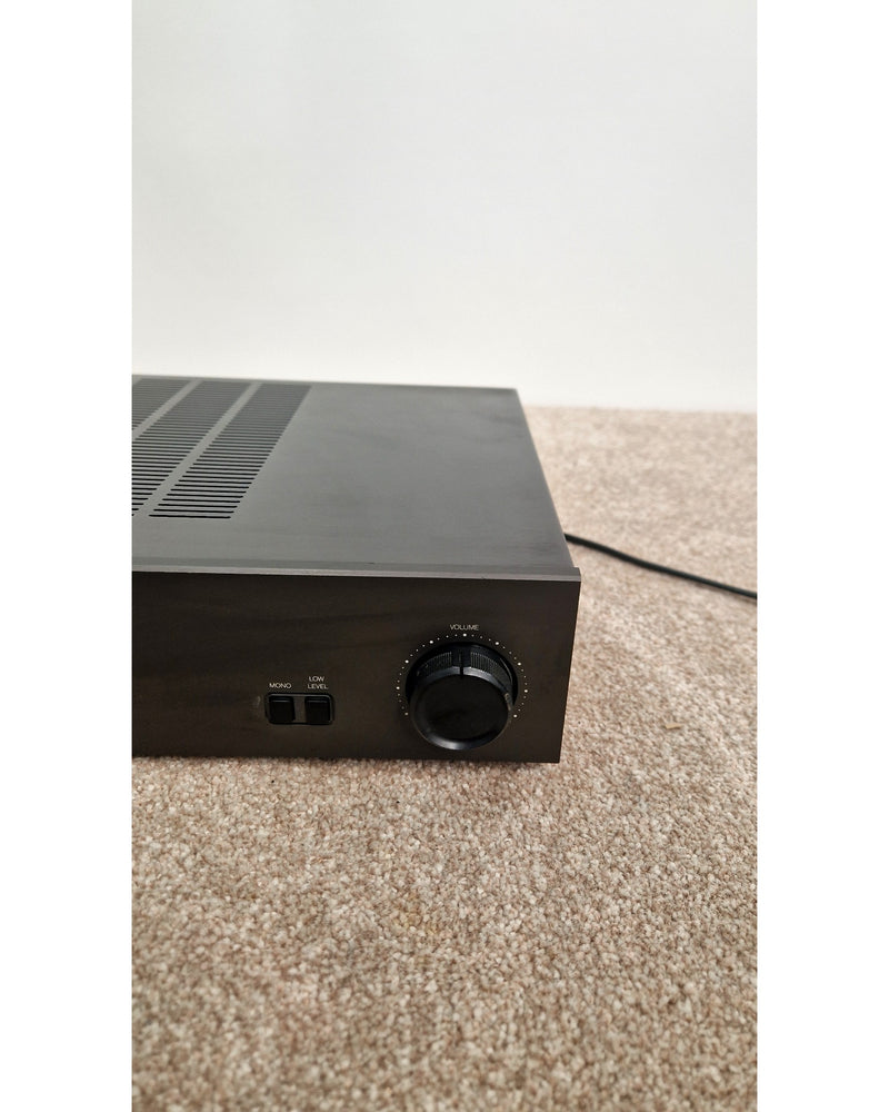 NAD 3020i - Hi-Fi Amplifier - Good - image 2