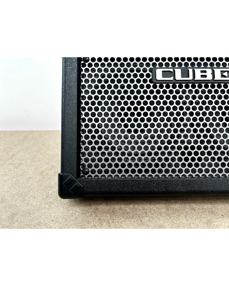 Roland Cube Street - Guitar Amplifiers - Black - Good w/ Soft Case & Power Supply - Image 4