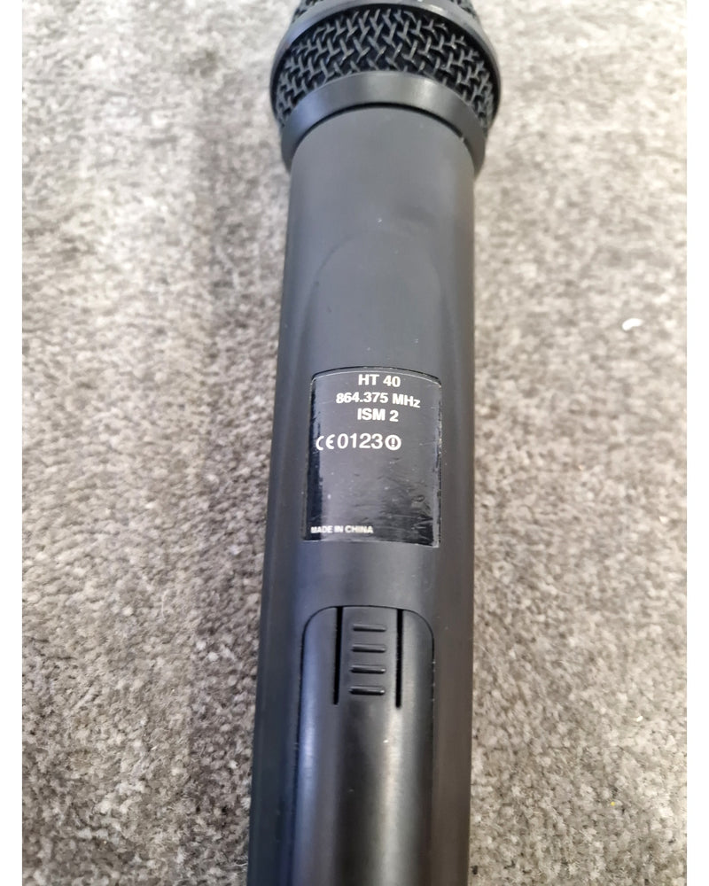AKG UHF SR40 - Microphone System - Fair - Image 14