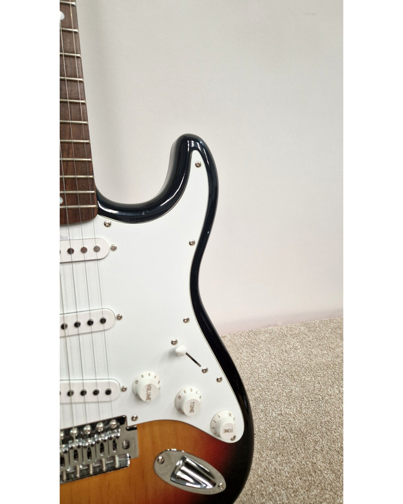 Westfield E1000 Strat - Electric Guitar - Sunburst - Excellent w/ Soft Case - image 8