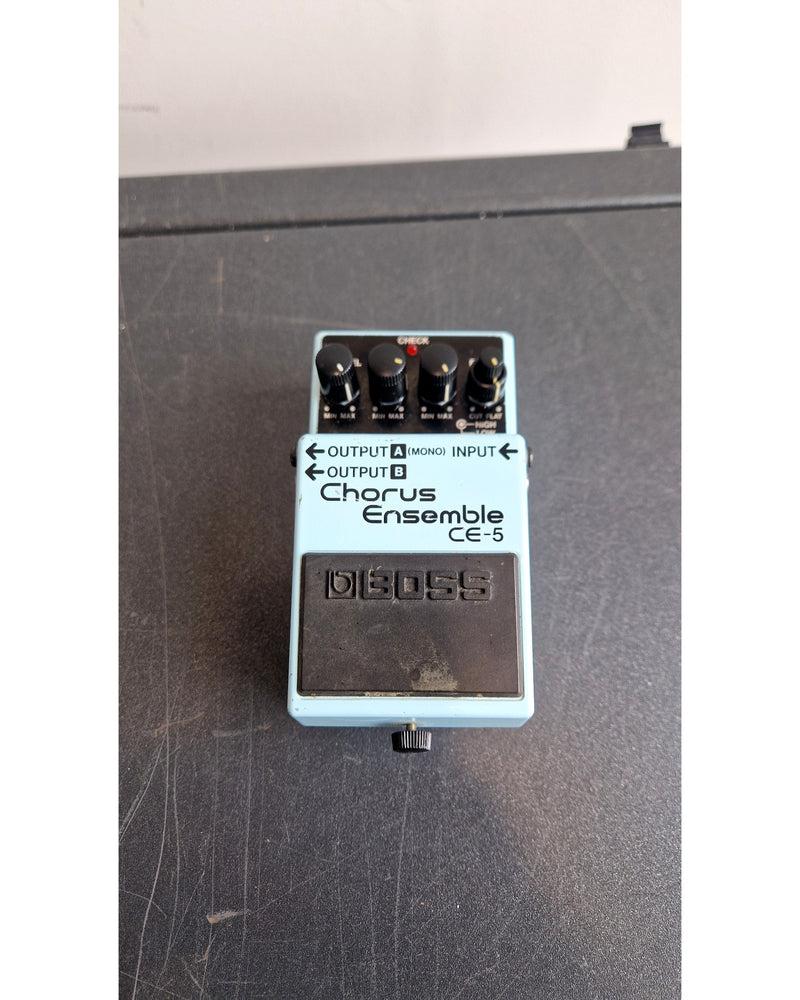 Boss CE-5 Chorus ensemble - Effects Pedal - Very Good w/ Original Box - image 5