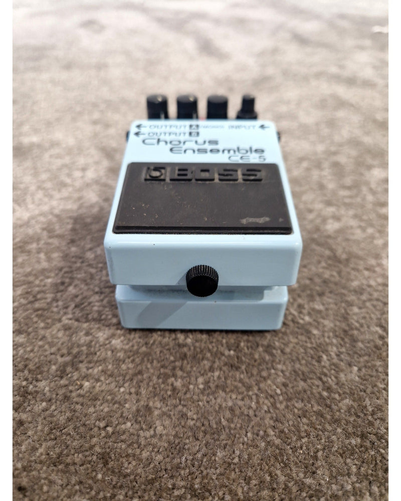 Boss CE-5 - Chorus Ensemble Pedal - Excellent - Image 2