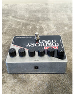 Electro-Harmonix Deluxe Memory Man (UK 230V) - Effects Pedal - Silver - Excellent w/ Original Box - Image 6