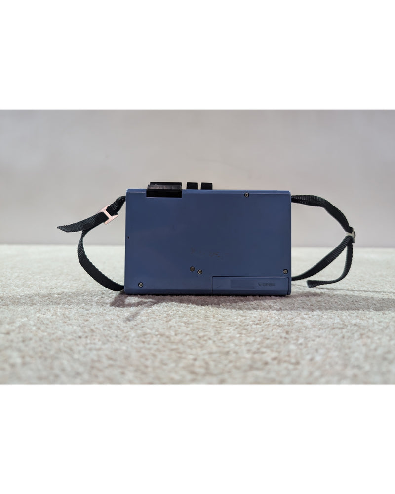 Sony WM-22 - Cassette Deck - Blue - Fair - image 9