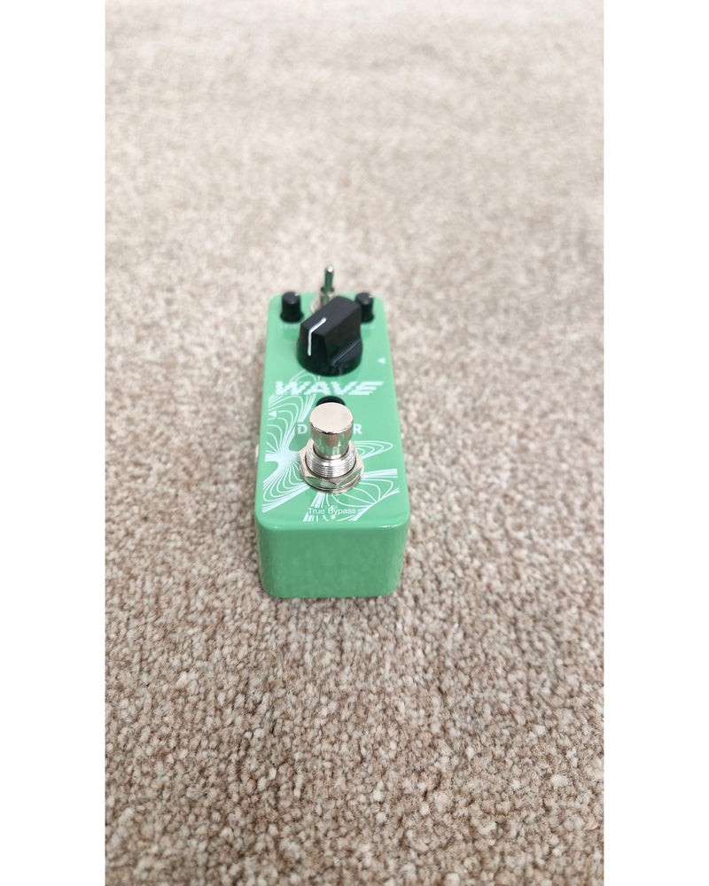 Donner Wave - Effects Pedal - Green - Excellent - image 2